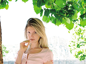 数年ぶりに再会した東欧パイパン美妖精　GinaGerson　サンプル画像19